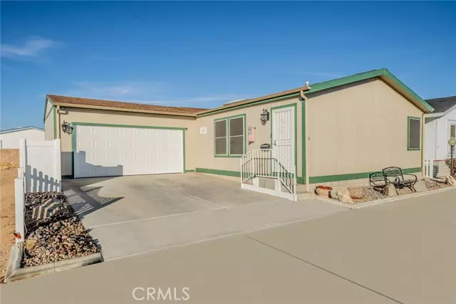 Apple Valley, CA 92308,22241 Nisqually Road #85