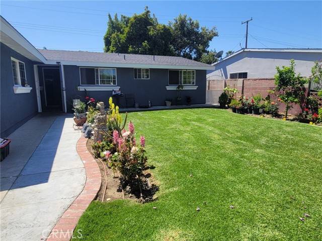 2214 Mark Street, Santa Ana, CA 92703