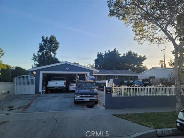 2214 Mark Street, Santa Ana, CA 92703