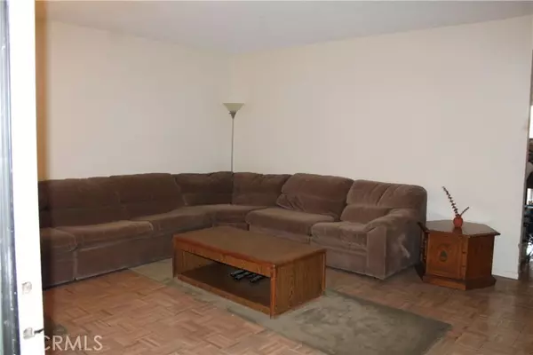 Lakewood, CA 90715,12141 Centralia Street #119