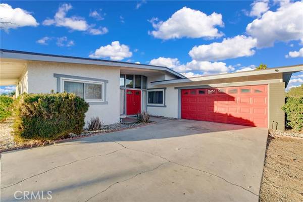 14214 Canterbury Drive, Victorville, CA 92395