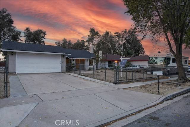 17021 Fairfax Street, Fontana, CA 92336