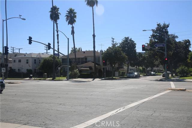 Glendale, CA 91202,988 W Glenoaks Boulevard