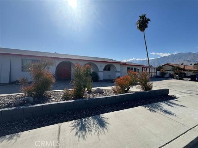 4011 E Camino San Simeon, Palm Springs, CA 92264