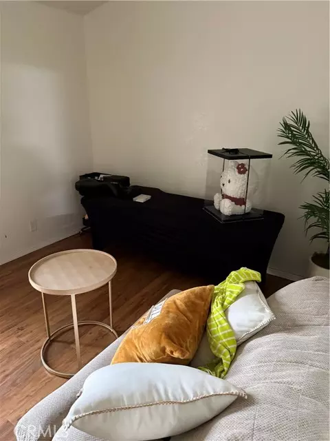 Paramount, CA 90723,7221 Petrol Street #6