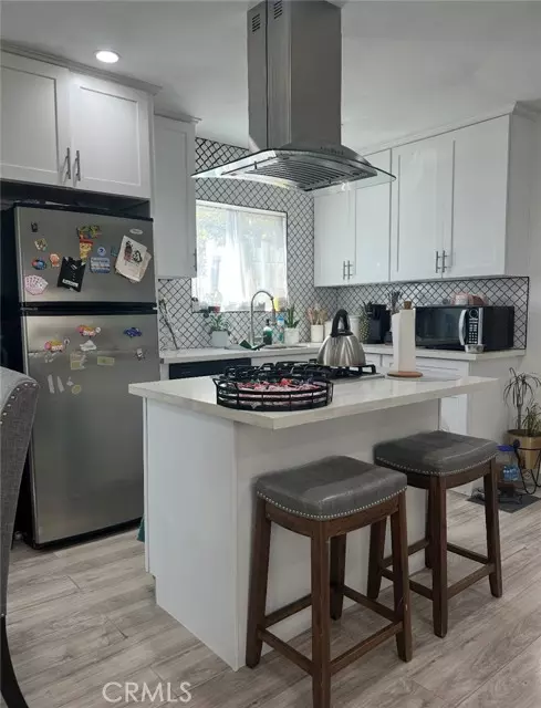 Compton, CA 90220,1715 W 155th