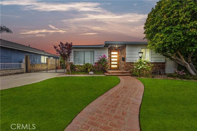 6317 Downey Avenue, Long Beach, CA 90805