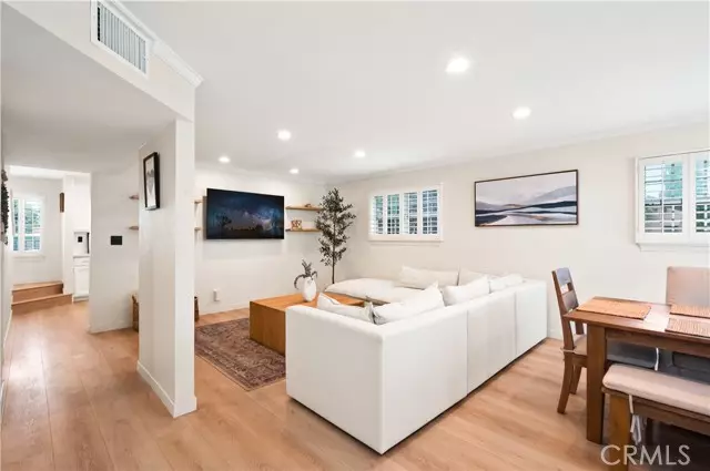 Los Angeles, CA 91406,7300 Balboa Boulevard #A