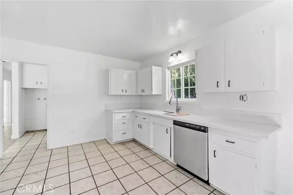 Riverside, CA 92505,5011 Hedrick Avenue
