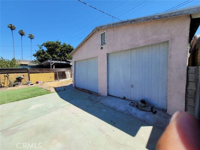 Los Angeles, CA 90007,2920 Van Buren Place