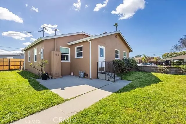 South Gate, CA 90280,11304 Oklahoma Ave