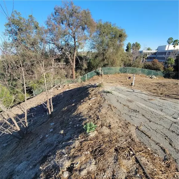 Los Angeles, CA 90063,4013 Hayes Street