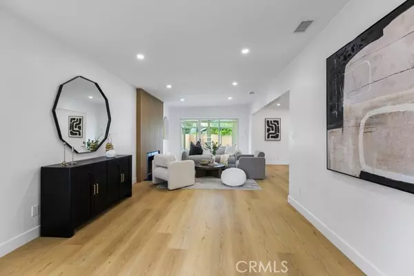 Long Beach, CA 90808,5116 E Wardlow Road