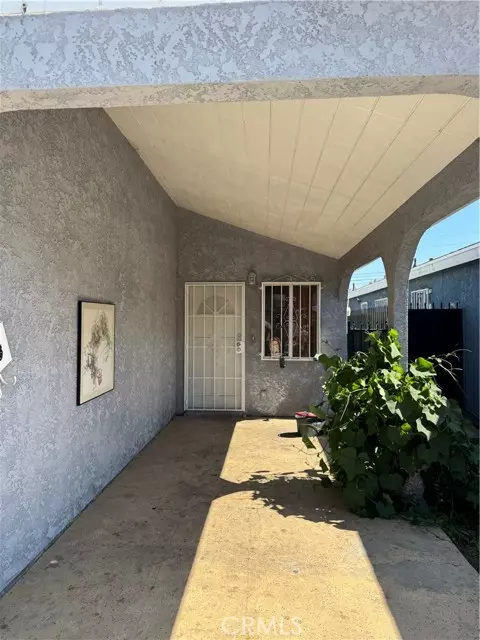 Compton, CA 90222,2622 E 129th Street