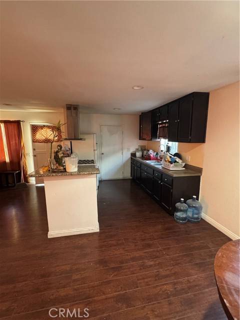 Compton, CA 90222,2622 E 129th Street