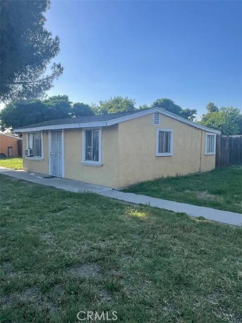 Fontana, CA 92335,9957 Citrus Avenue