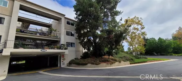 Laguna Woods, CA 92637,4009 calle sonora oeste #3A