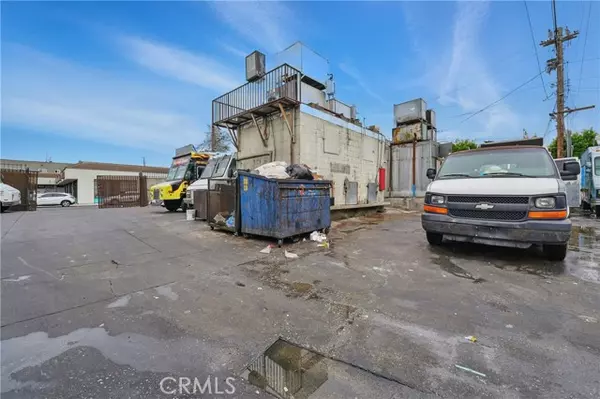 Bell, CA 90201,3916 Gage Avenue