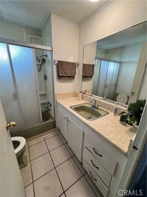 El Monte, CA 91733,1517 Merced St #43