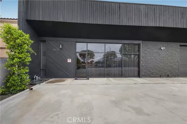 Paramount, CA 90723,14128 Paramount Blvd