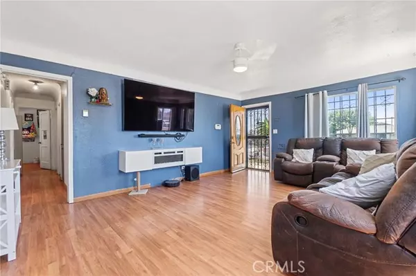 Compton, CA 90220,1445 W 155th Street