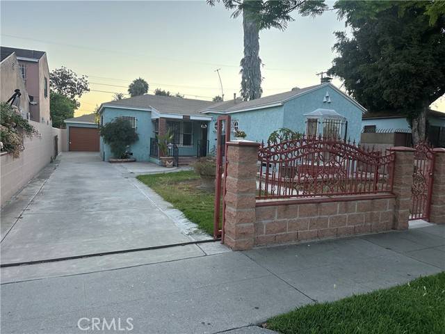 Compton, CA 90221,1307 N Mcdivitt Avenue