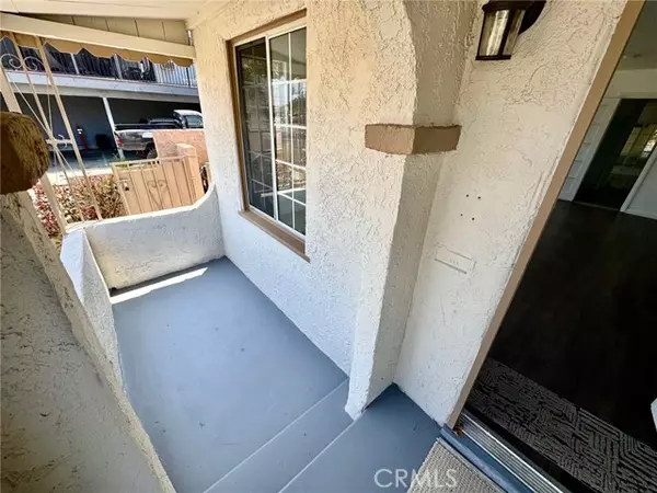 Los Angeles, CA 90047,1412 W 89th Street