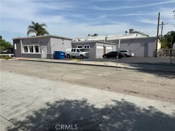 Santa Ana, CA 92707,1717 S Main Street