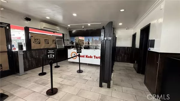 South Gate, CA 90280,11919 Garfield Avenue