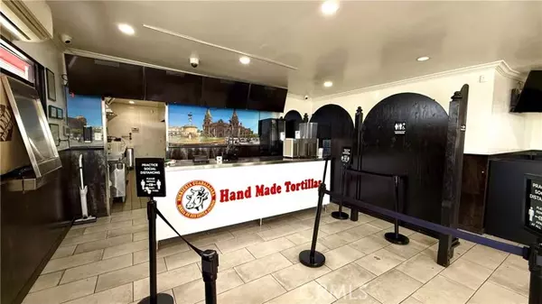 South Gate, CA 90280,11919 Garfield Avenue