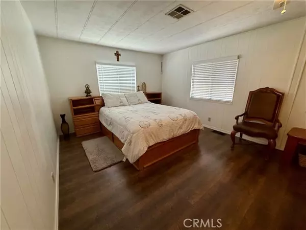 La Verne, CA 91750,2755 Arrow Hwy #111