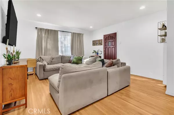 Pico Rivera, CA 90660,7708 Birchleaf Avenue