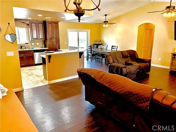 Hesperia, CA 92345,10401 Hemlock Avenue