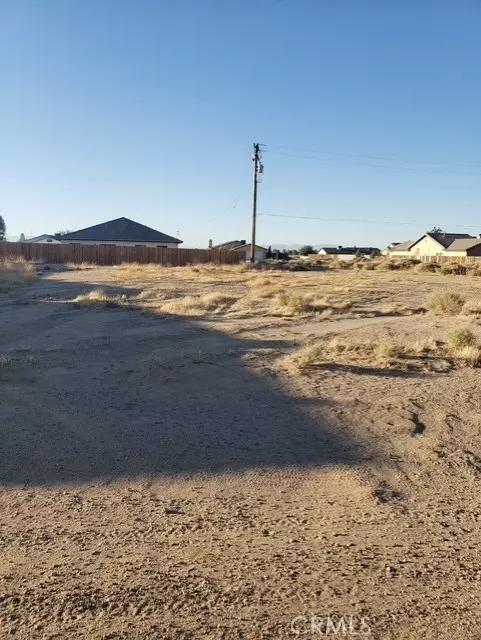 California City, CA 93505,0 Redwood