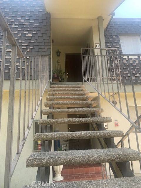 Downey, CA 90240,9191 Florence Avenue #17