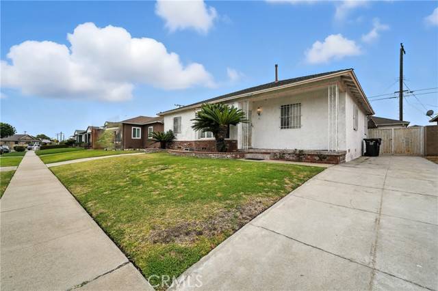 1612 W Poplar Street, Compton, CA 90220