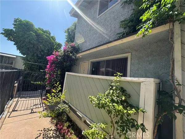 Panorama City (los Angeles), CA 91402,8936 Willis Avenue #9