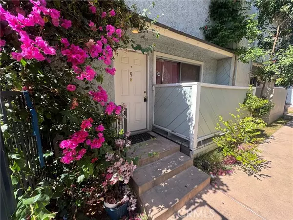 Panorama City (los Angeles), CA 91402,8936 Willis Avenue #9