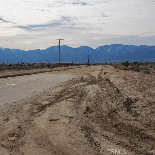 Palmdale, CA 93591,124 E Avenue Q