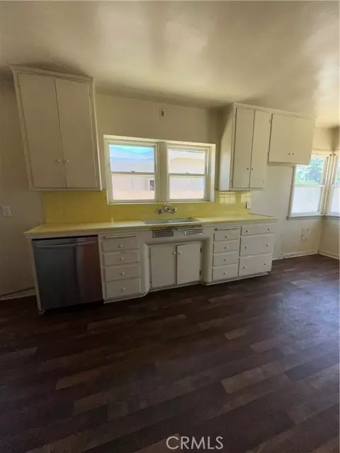 Long Beach, CA 90806,2451 Daisy Avenue
