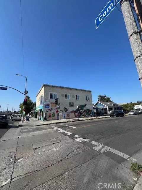 Los Angeles, CA 90011,5426 Compton Avenue