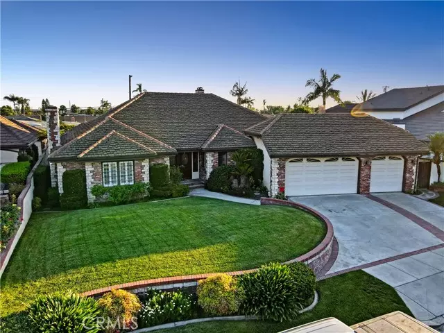 Downey, CA 90240,9378 Suva Street