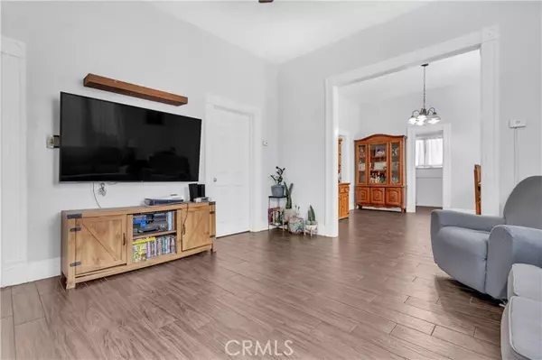 Pomona, CA 91767,461 San Francisco Avenue