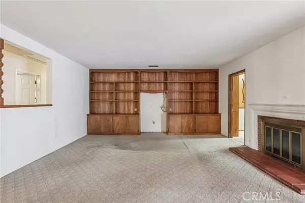 Glendora, CA 91741,417 W Leeside Street