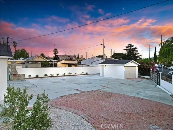 Sun Valley (los Angeles), CA 91352,7965 De Garmo Avenue