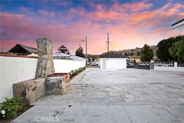 Sun Valley (los Angeles), CA 91352,7965 De Garmo Avenue