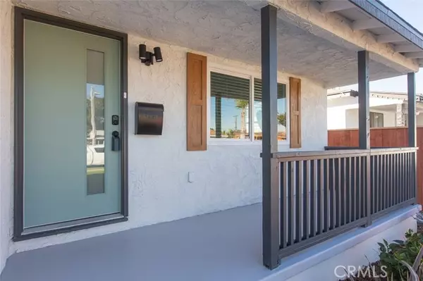 Compton, CA 90220,425 S Cliveden Avenue