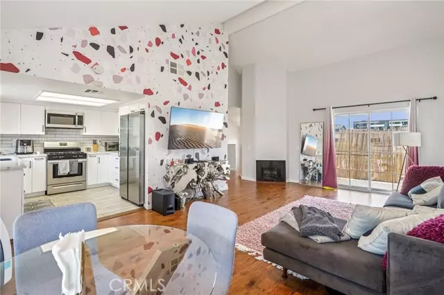 Inglewood, CA 90302,326 E Hazel Street #6