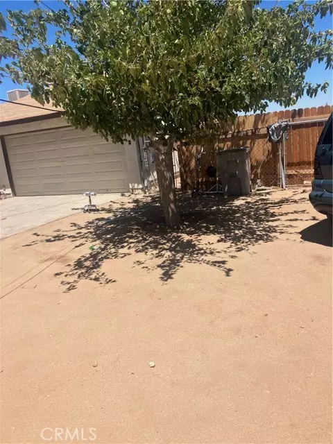 Hesperia, CA 92345,16124 Mesa Street