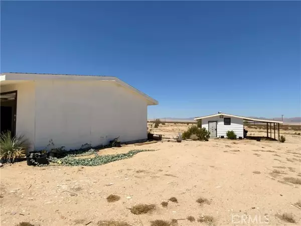 Twentynine Palms, CA 92277,69626 brant cross roads